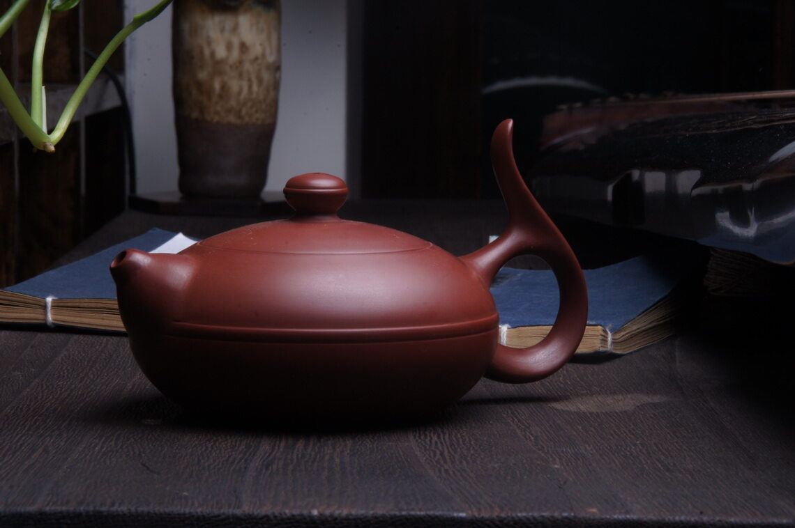 章燕城手拉壶《一帆风顺》