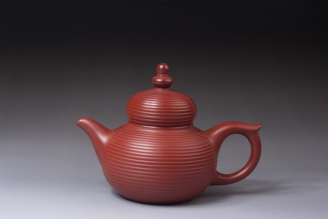 章燕城手拉壶作品《千环宝葫芦》