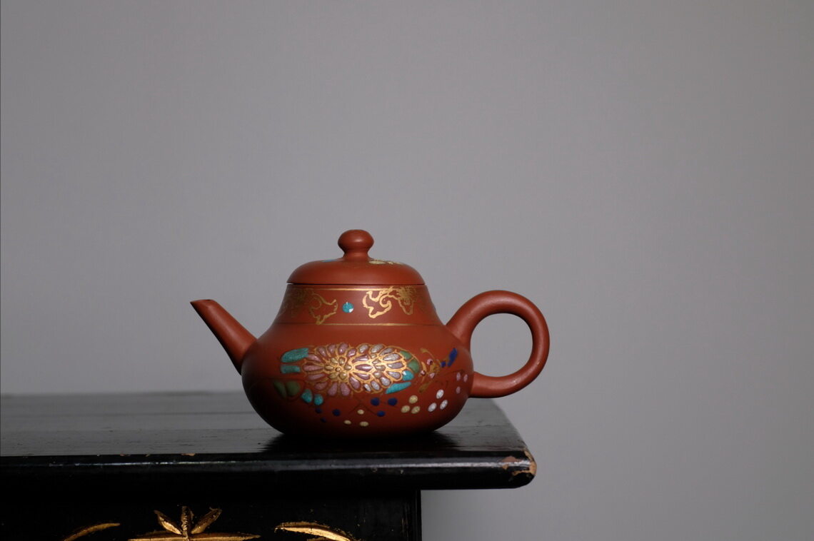 潮州老安顺粉彩老手拉茶壶
